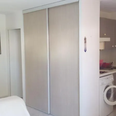 De 27 M² + 70 M² De Jardin A 100 M Des Plages 아파트 *