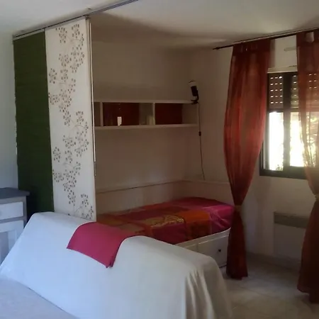 De 27 M² + 70 M² De Jardin à 100 M Des Plages * Cavalaire-sur-Mer